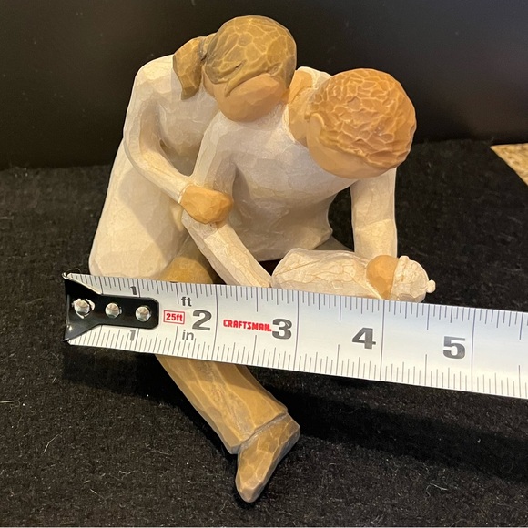 Vintage 2000 Willow Tree New Life Family Embrace Figurine - Brown and Cream - Picture 13 of 13